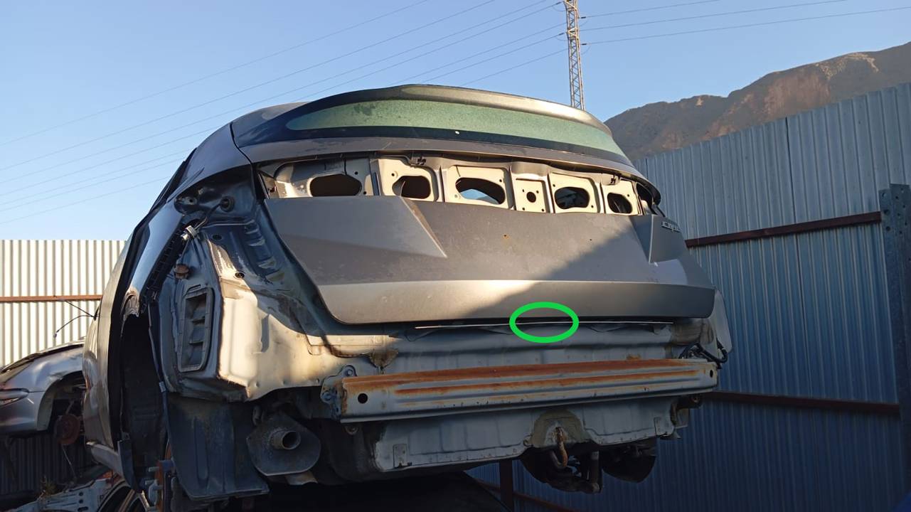 CERRADURA MALETERO / PORTON