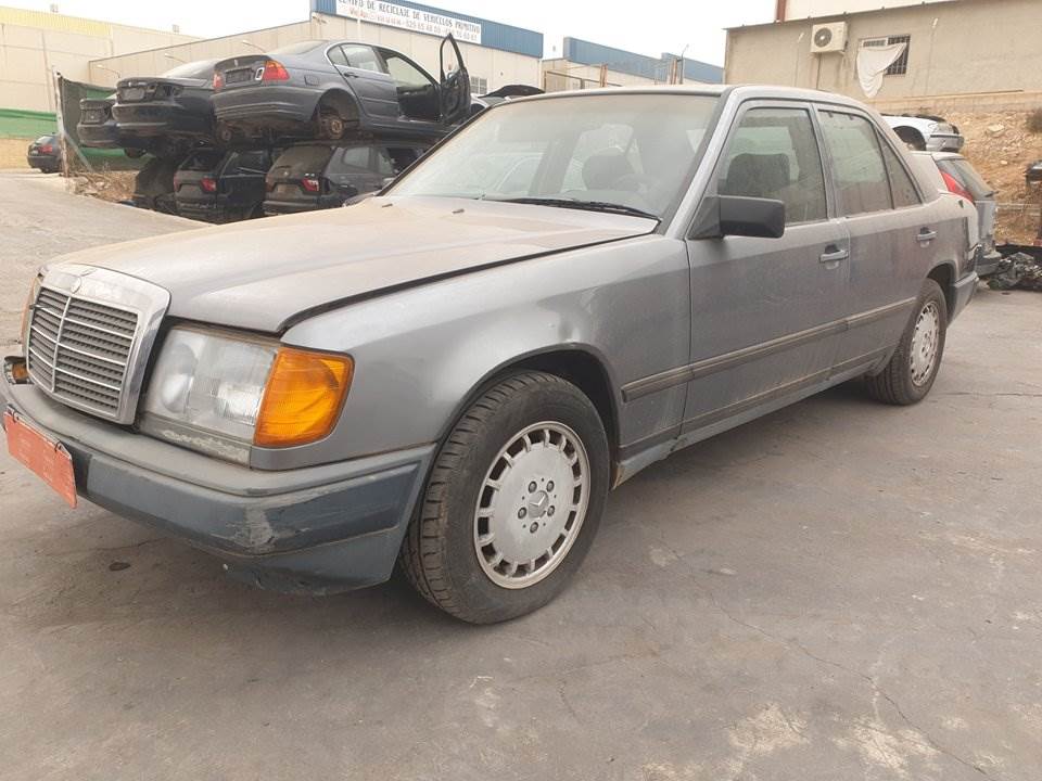 MERCEDES 300 D (W124) BERLINA (1984 - 1993)