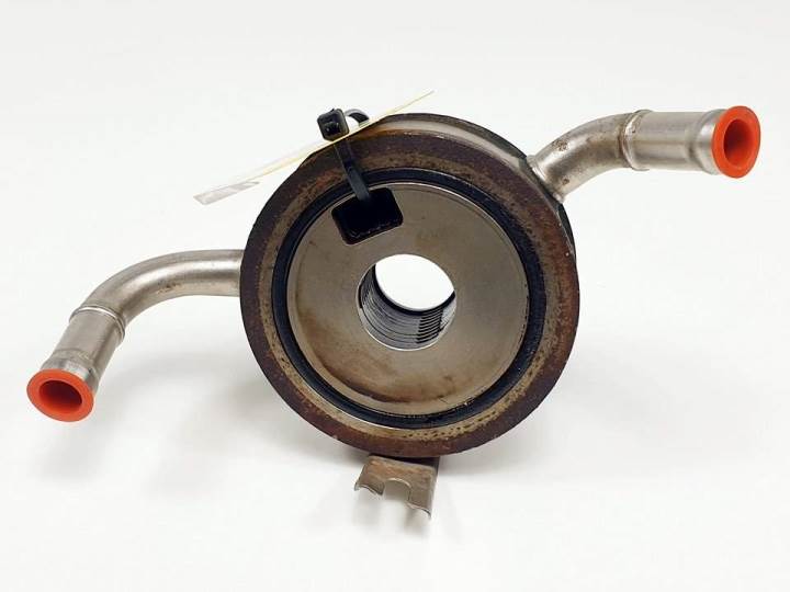 ENFRIADOR ACEITE MOTOR 1241002581 LEXUS SC430 (UZZ40) Autodesguaces Alicante