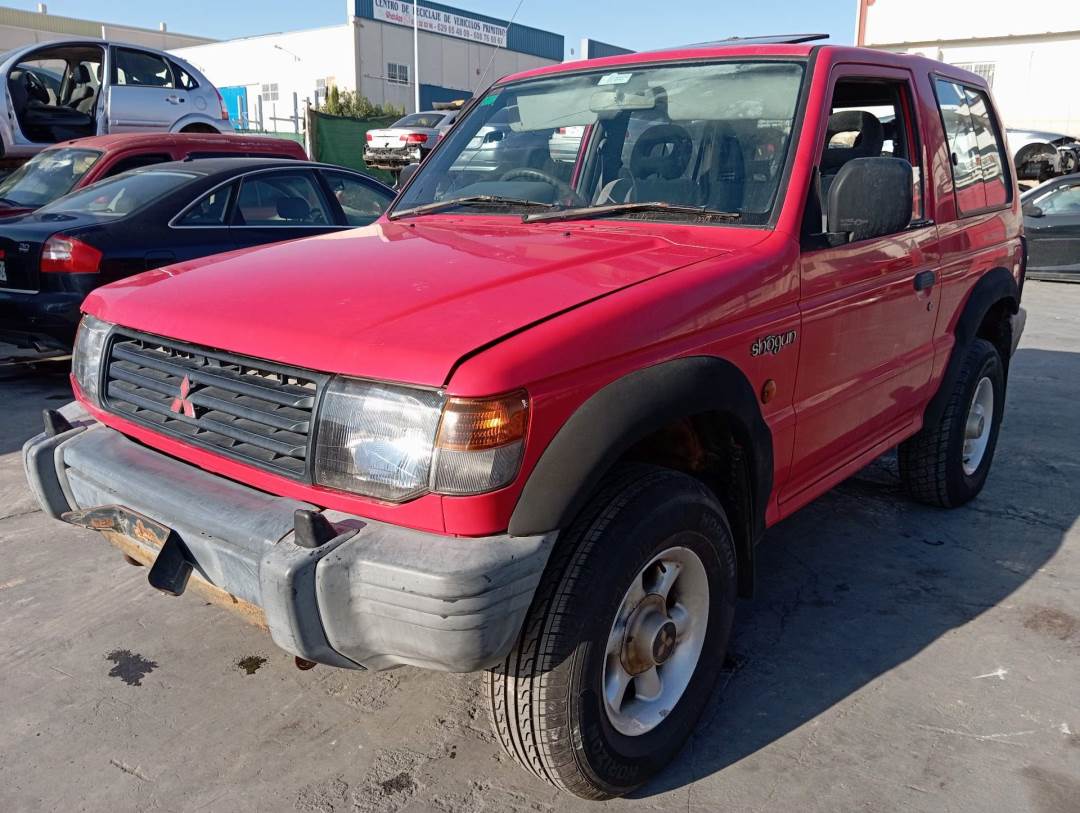 MITSUBISHI MONTERO (V20/V40) (1996 - 2000)