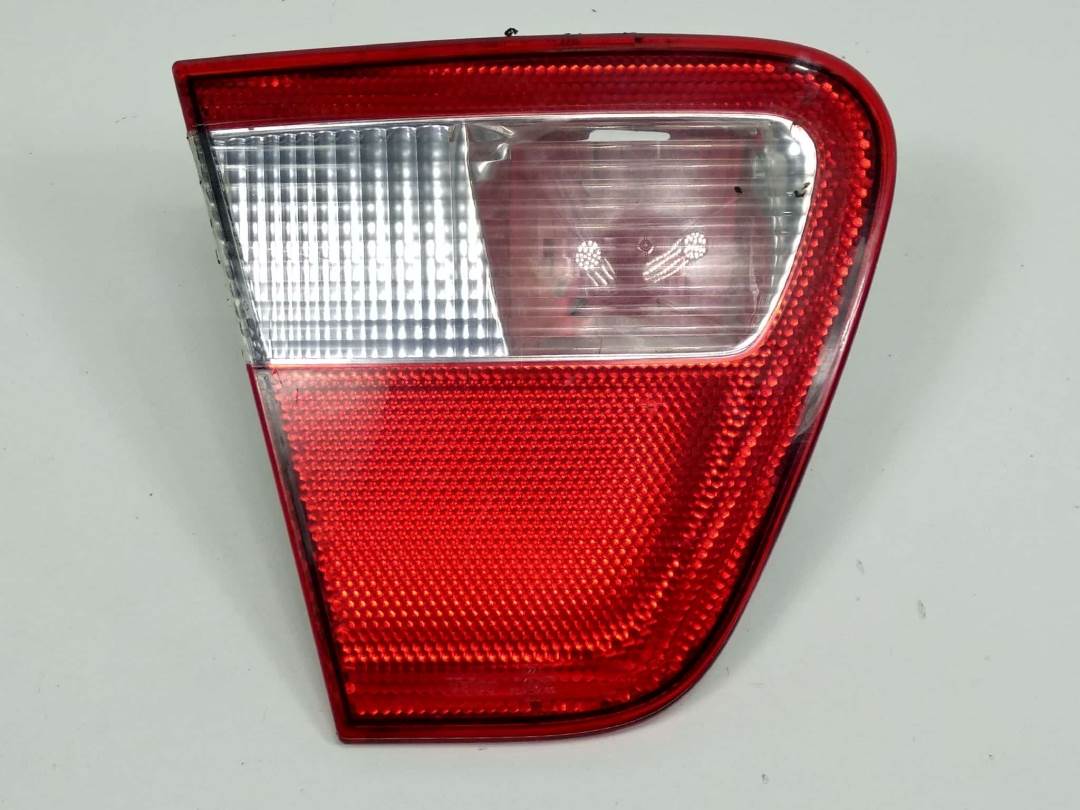 PILOTO TRASERO IZQUIERDO INTERIOR - 89300751 - SEAT - CORDOBA BERLINA (6K2)