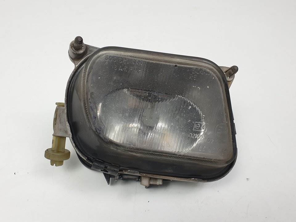 Feu antibrouillard droit - 1305233161 - MERCEDES - CLASE E (W210) BERLINA DIESEL