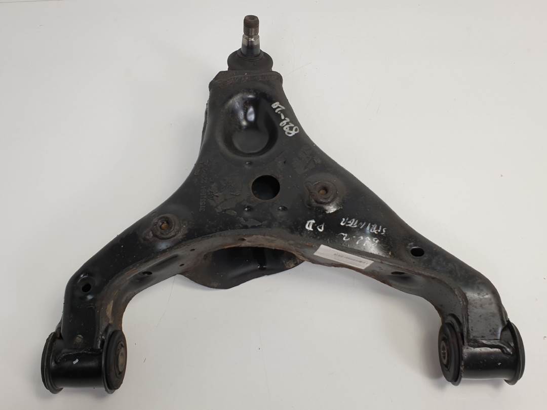 BRAZO SUSPENSION INFERIOR DELANTERO DERECHO - A9063221109 - MERCEDES - SPRINTERII CAJA CERRADA (DESDE 01.06)