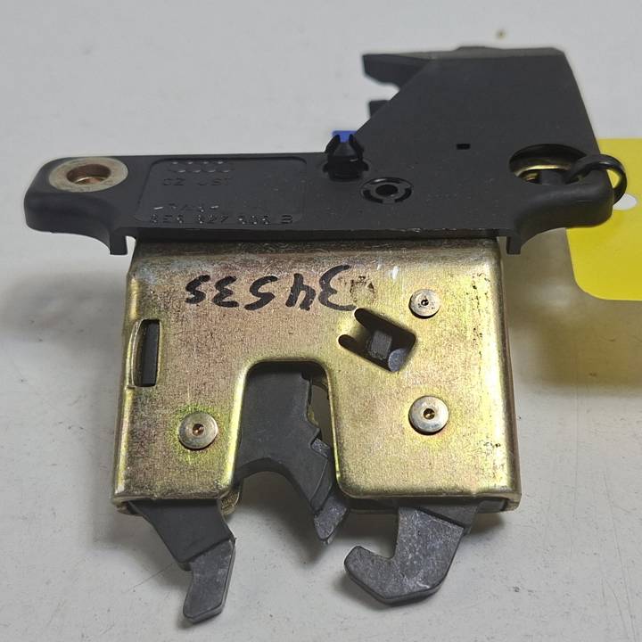 CERRADURA MALETERO / PORTON 8E5827505B AUDI A4 BERLINA (8E) Autodesguaces Alicante
