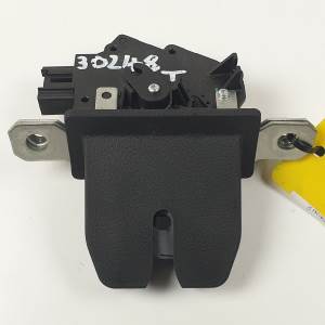 CERRADURA MALETERO / PORTON 10459738 MG ZS Autodesguaces Alicante