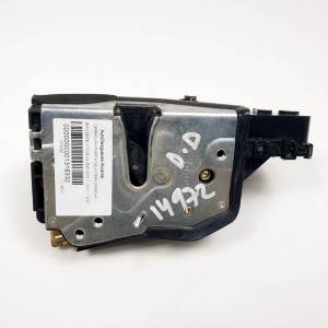 CERRADURA PUERTA DELANTERA DERECHA BMW SERIE 3 TOURING (E46) Autodesguaces Alicante