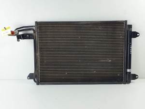 CONDENSADOR / RADIADOR AIRE ACONDICIONADO 1K0298403 AUDI A3 (8P) Autodesguaces Alicante