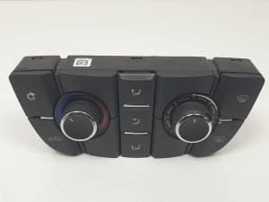 MANDO CLIMATIZADOR 13346092 OPEL ASTRA J LIM. Autodesguaces Alicante