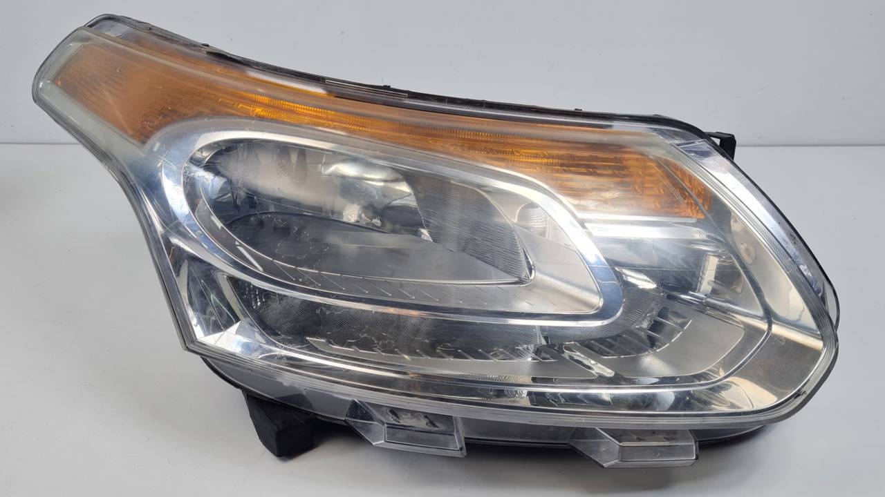 FARO DERECHO CITROEN C3 PICASSO Autodesguaces Alicante
