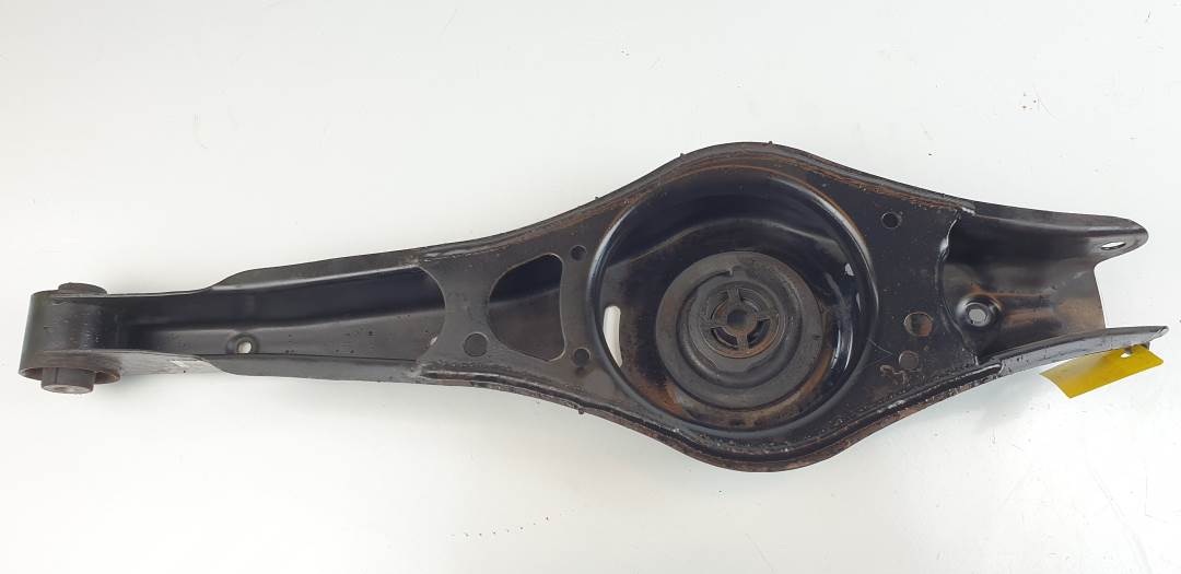 BRAZO SUSPENSION INFERIOR TRASERO DERECHO - VOLKSWAGEN - GOLF VI (5K1)