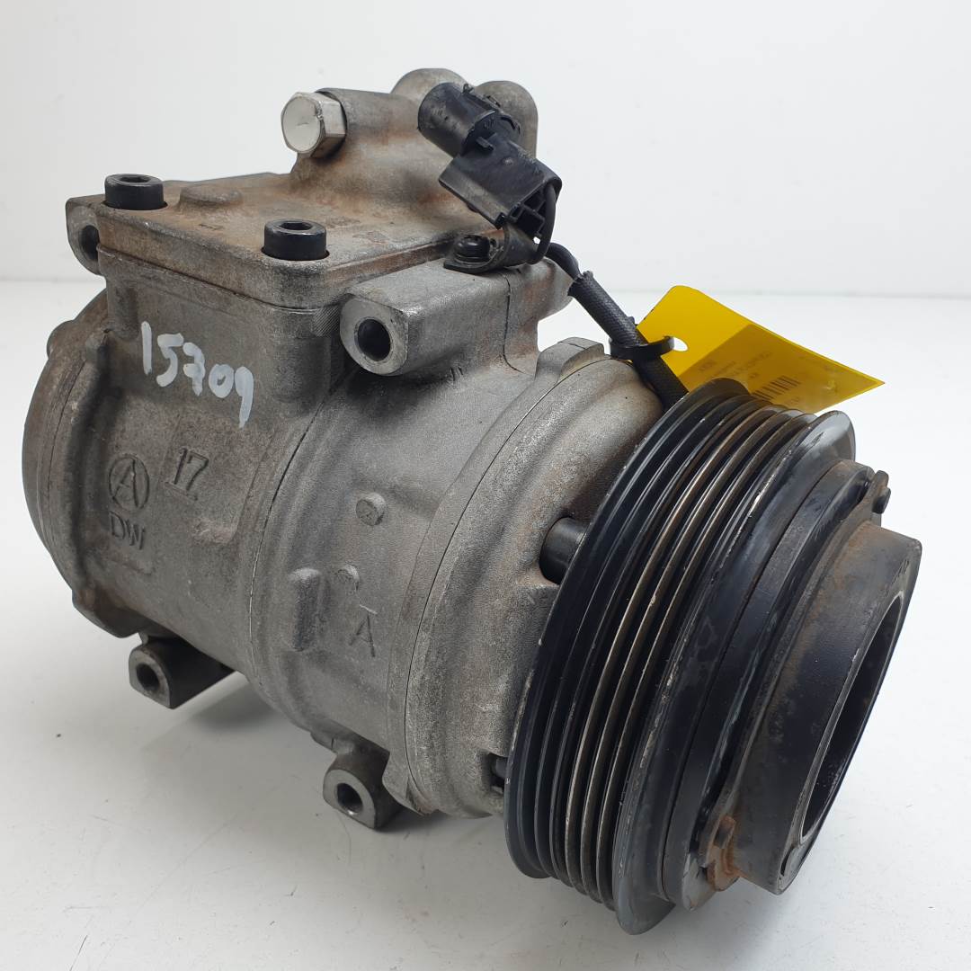 Air conditioning compressor - KIA - CARNIVAL