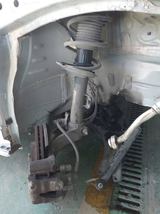 BRAZO SUSPENSION INFERIOR DELANTERO DERECHO