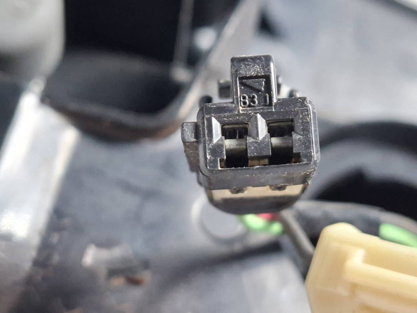 Foto 3 de Piloto Trasero Derecho Mitsubishi Outlander (cw0) (2009–2012)