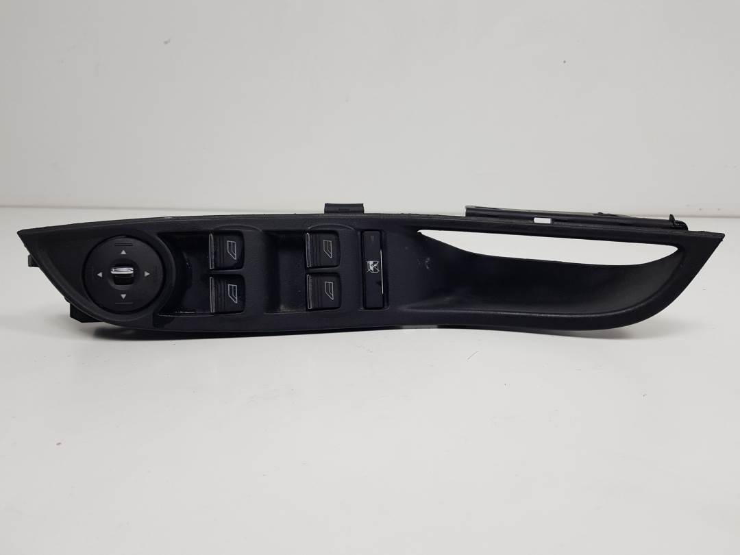 MANDO ELEVALUNAS DELANTERO IZQUIERDO - AM5T14A132AA - FORD - FOCUS LIM. (CB8)