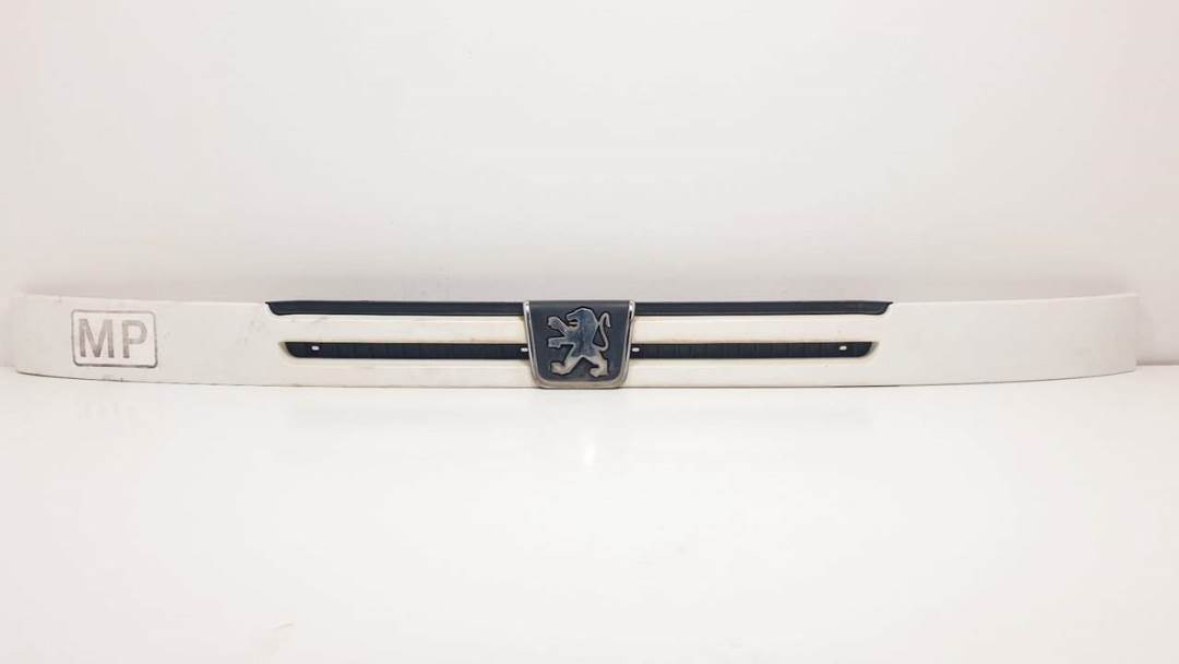 Kühlergrill vorne - 1304863080 - PEUGEOT - BOXER CAJA CERR. TECHO SOBREELEV. (RS3200)(230)(->'02)