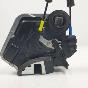 CERRADURA PUERTA TRASERA IZQUIERDA A046693 TOYOTA C-HR Autodesguaces Alicante