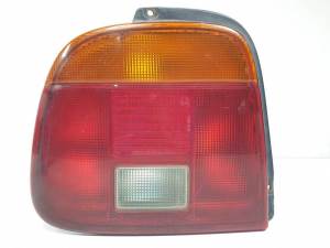 PILOTO TRASERO IZQUIERDO 22032021 SUZUKI BALENO BERLINA SY (EG) Autodesguaces Alicante