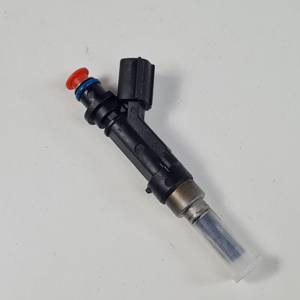 INYECTOR 2320947010 TOYOTA AURIS (E150) Autodesguaces Alicante