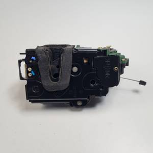 CERRADURA PUERTA DELANTERA DERECHA C3B1837016BP VOLKSWAGEN POLO (9N1) Autodesguaces Alicante