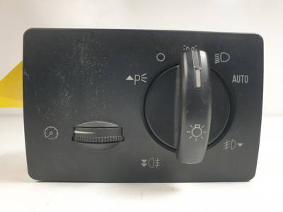MANDO LUCES 7M5T13A024KA FORD FOCUS BERLINA (CAP) Autodesguaces Alicante