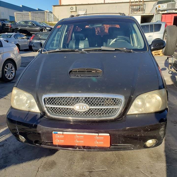 KIA CARNIVAL II (2001 - 2006)