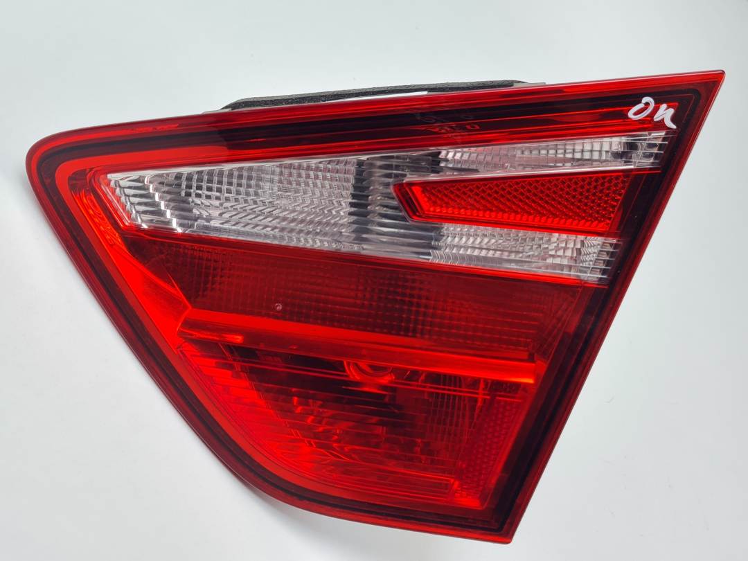 PILOTO TRASERO DERECHO INTERIOR - SEAT - TOLEDO (KG3)