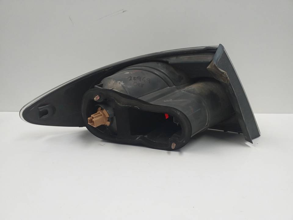 PILOTO TRASERO DERECHO