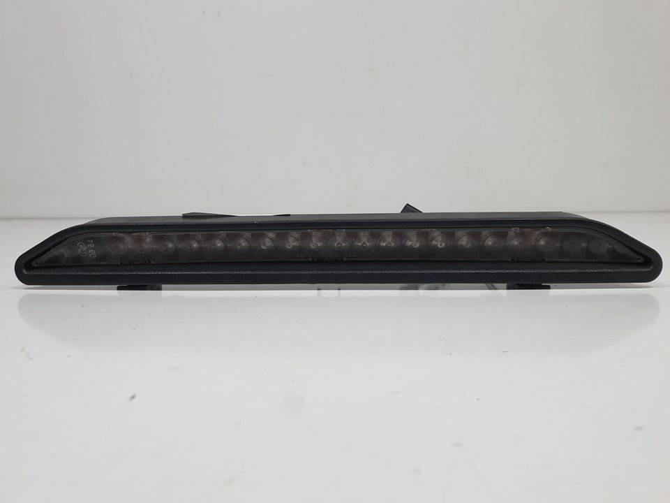 Troisième feu stop - 33882 - OPEL - ZAFIRA A