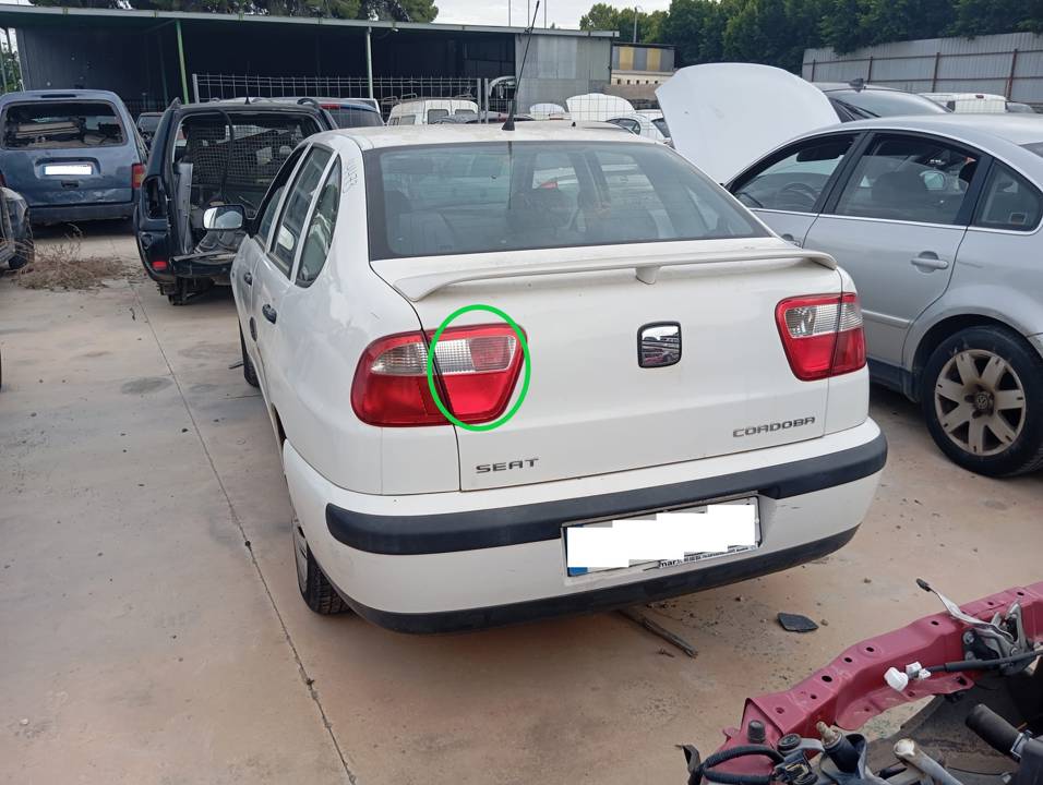 PILOTO TRASERO IZQUIERDO INTERIOR