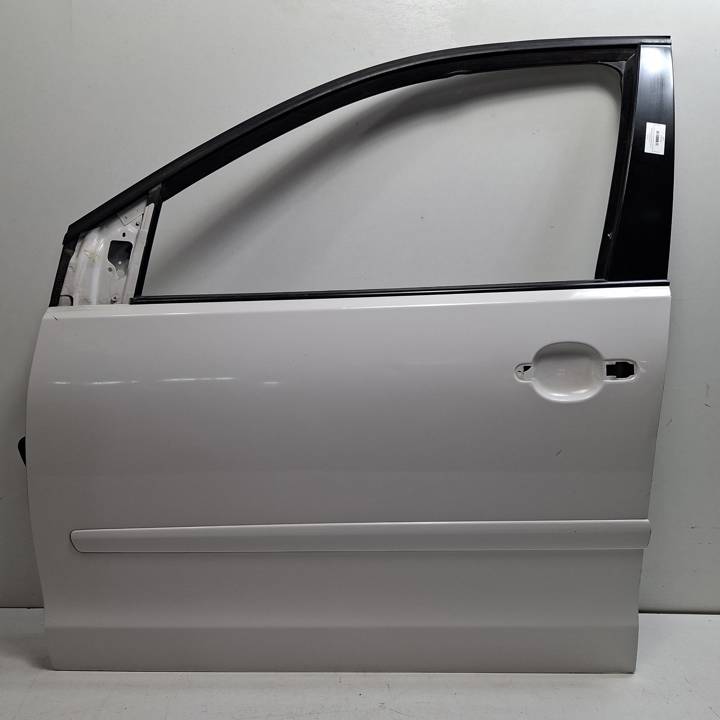 PUERTA DELANTERA IZQUIERDA VOLKSWAGEN POLO (9N3) Autodesguaces Alicante