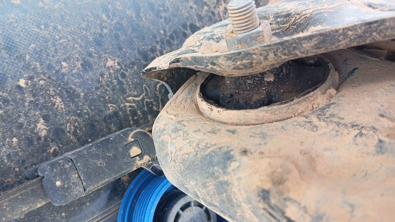 BRAZO SUSPENSION DELANTERO DERECHO