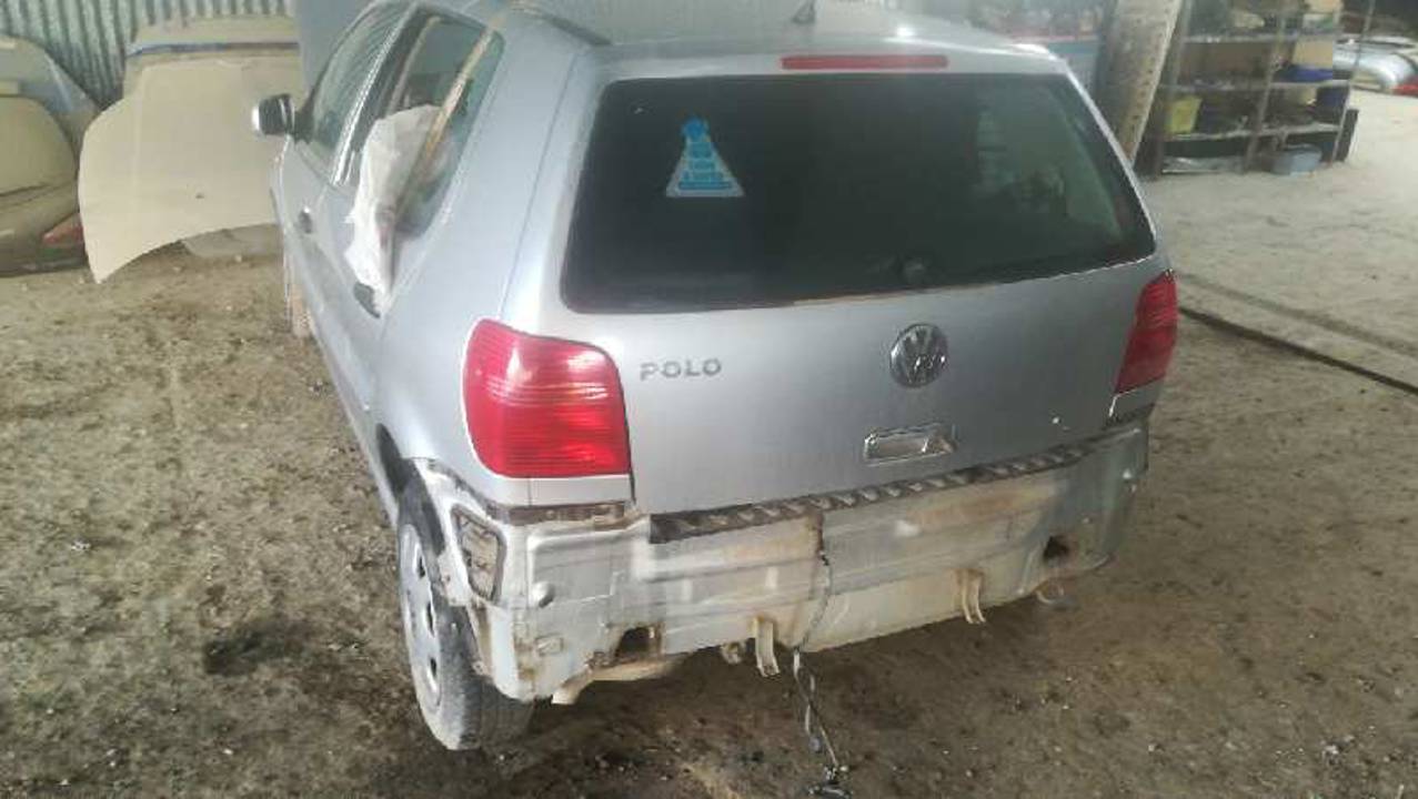 Imagen del vehículo VOLKSWAGEN POLO BERLINA (6N2)