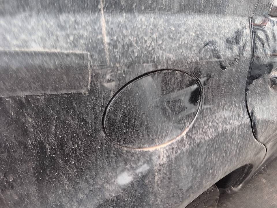 TAPA EXTERIOR COMBUSTIBLE