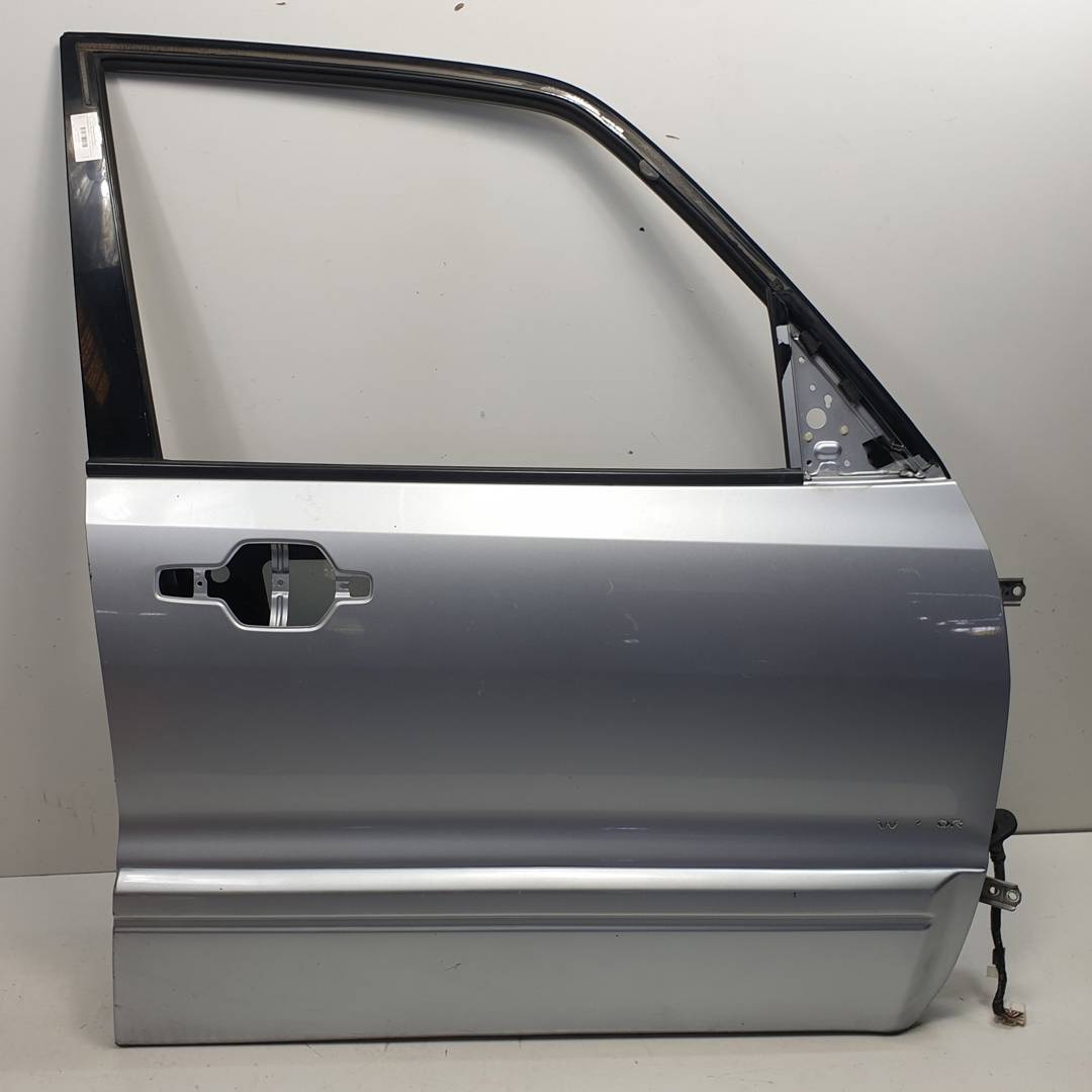 Front right door - MITSUBISHI - MONTERO (V60/V70)