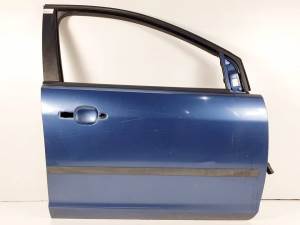 PUERTA DELANTERA DERECHA FORD FOCUS BERLINA (CAP) Autodesguaces Alicante