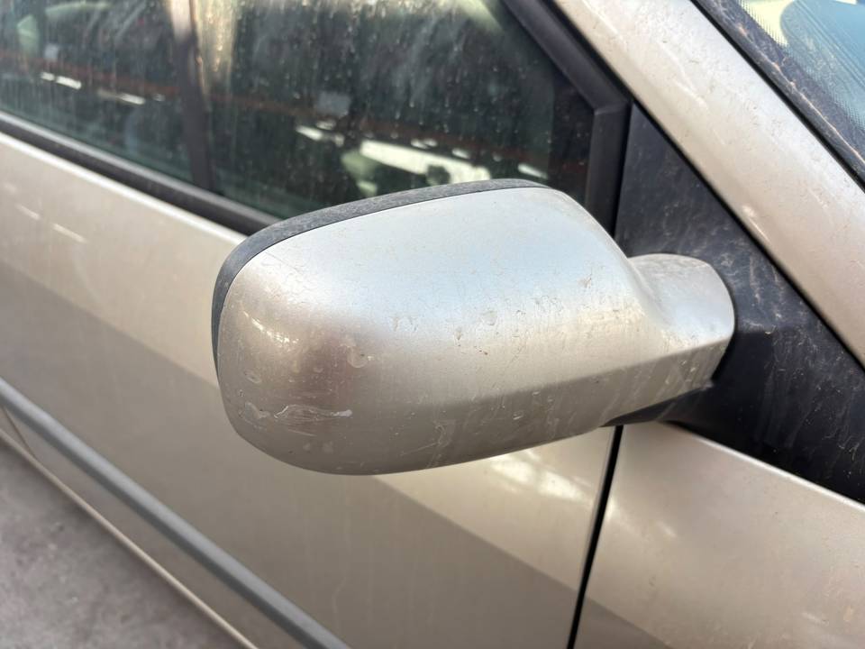RETROVISOR DERECHO