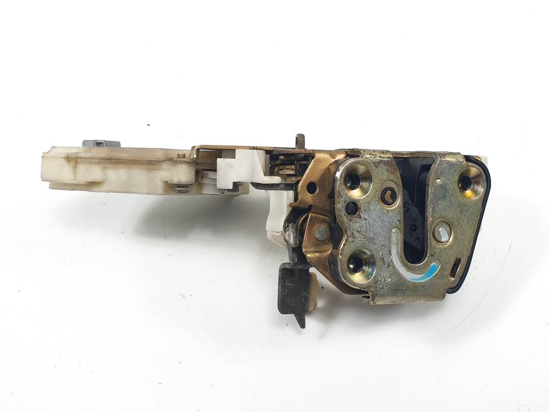 CERRADURA PUERTA TRASERA DERECHA - 8255261U01 - NISSAN - MICRA (K11)