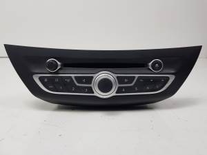 SISTEMA AUDIO / RADIO CD 281156980R RENAULT LAGUNA III Autodesguaces Alicante