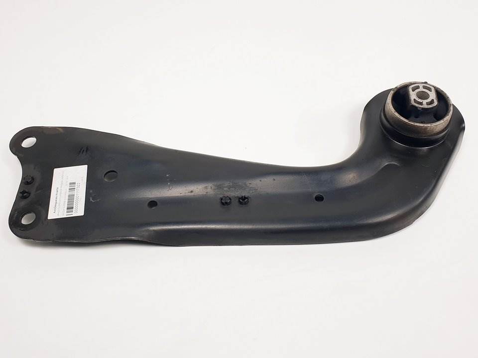 BRAZO SUSPENSION INFERIOR TRASERO DERECHO - 5Q0505226 - SKODA - SUPERB (3V3)
