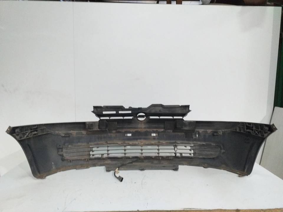 PARAGOLPES DELANTERO