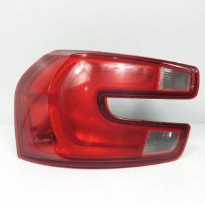 PILOTO TRASERO IZQUIERDO 9676853980 CITROEN C4 GRAND PICASSO II Autodesguaces Alicante