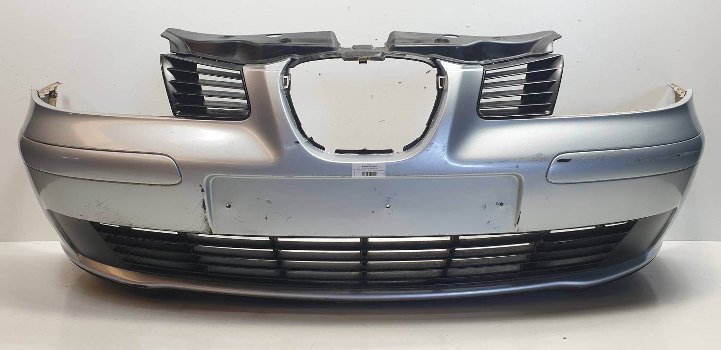 PARAGOLPES DELANTERO