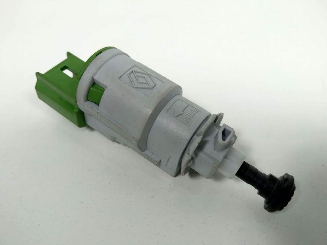 INTERRUPTOR - 8200276360 - DACIA - SANDERO