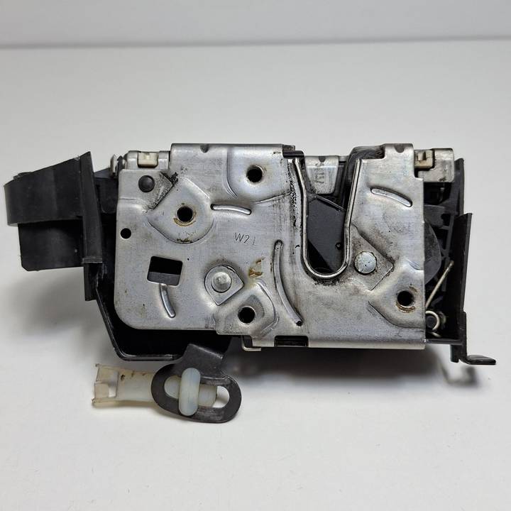 CERRADURA PUERTA DELANTERA IZQUIERDA 055676810 MINI CLUBMAN (R55) Autodesguaces Alicante