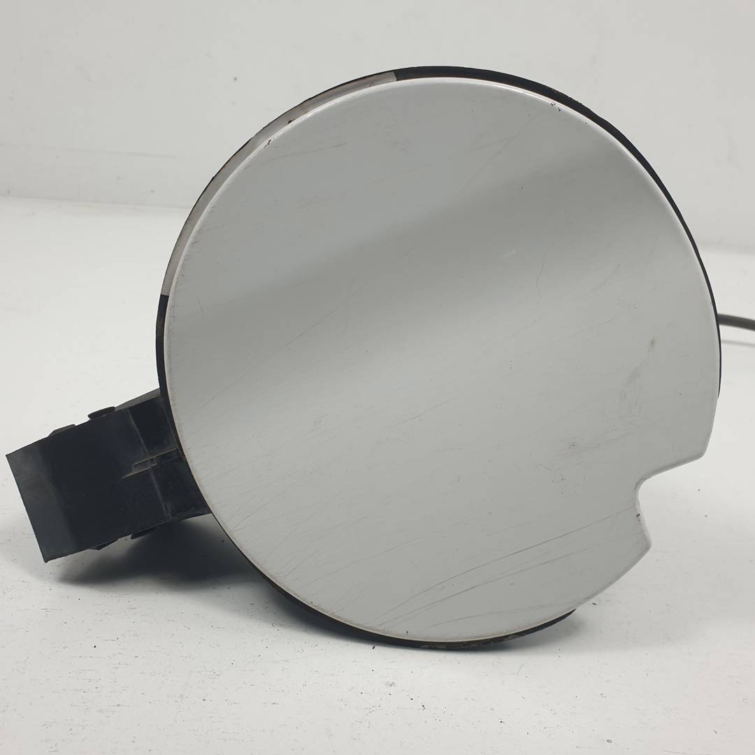 TAPA EXTERIOR COMBUSTIBLE - 0519211540E - FIAT - DOBLO CARGO