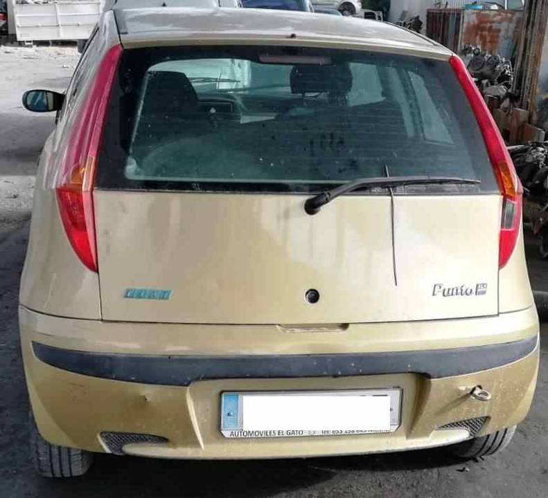 Imagen del vehículo FIAT PUNTO BERLINA (188)
