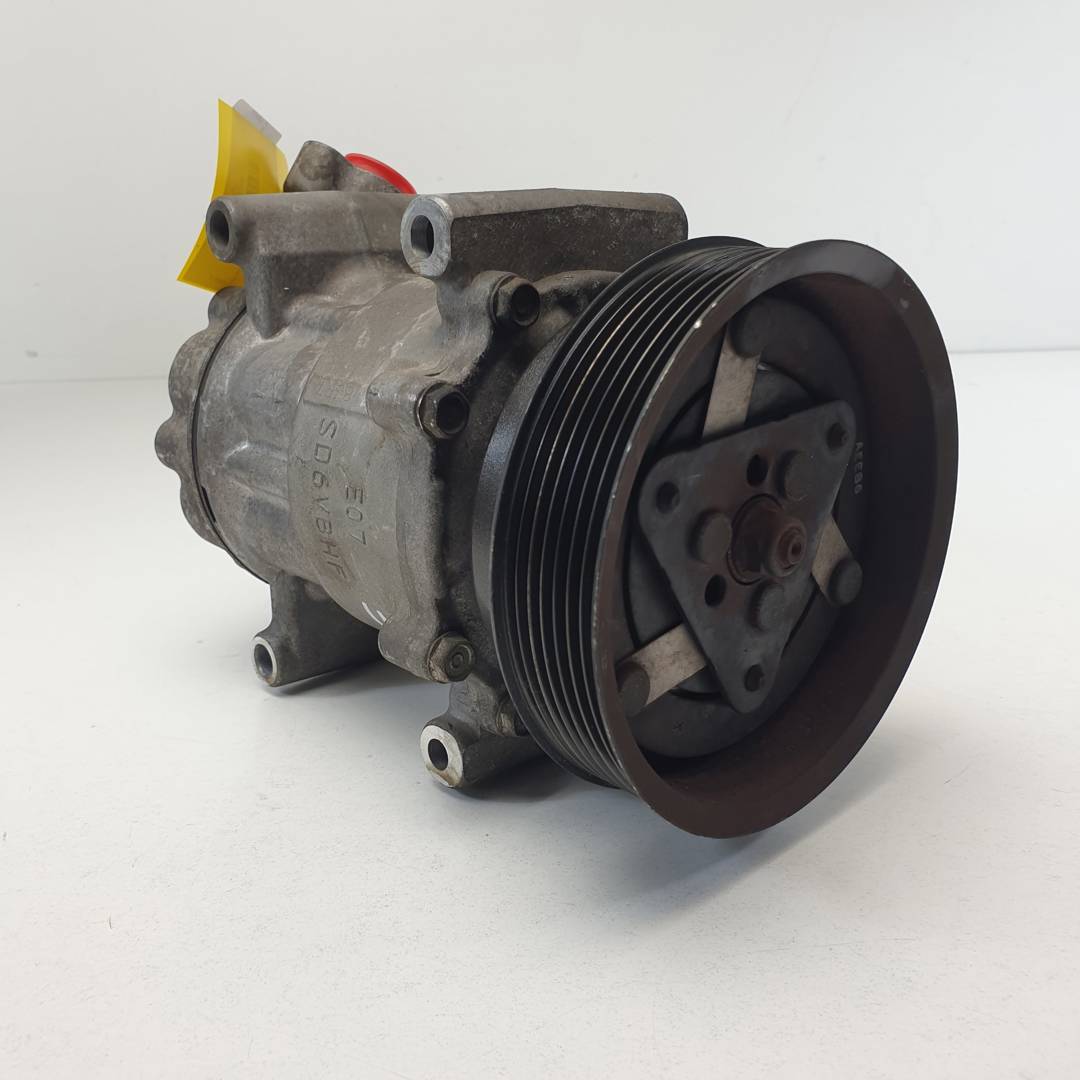 COMPRESOR AIRE ACONDICIONADO - 8200357173B - RENAULT - CLIO III
