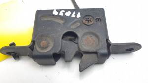 CERRADURA CAPOT 656010010R RENAULT MEGANE III BERLINA 5P Autodesguaces Alicante