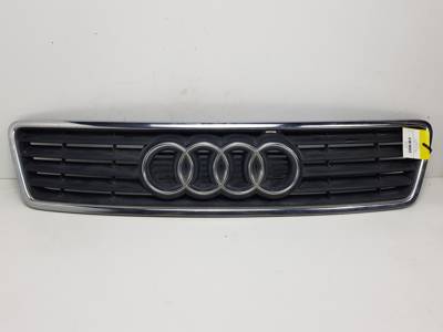REJILLA DELANTERA 4B0853651A AUDI A6 AVANT (4B5) Autodesguaces Alicante