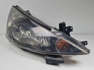 FARO DERECHO 10087647 MITSUBISHI GRANDIS (NA0W) Autodesguaces Alicante